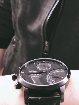 Breck Linさんのコーディネート