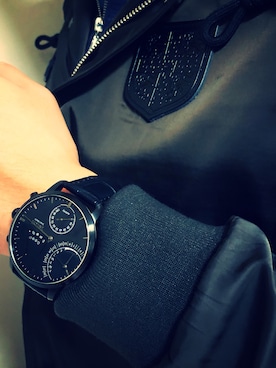 Breck Linさんのコーディネート