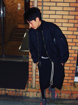 「RICK OWENS」｜「アイテム（ミリタリージャケット）」を使った、to.さん（メンズ・175cm）の冬コーディネート