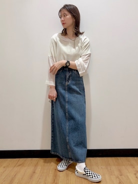 「アイテム（デニムスカート）」を使った、iwarisa_right_onさん（レディース・155cm・20代）の春コーディネート