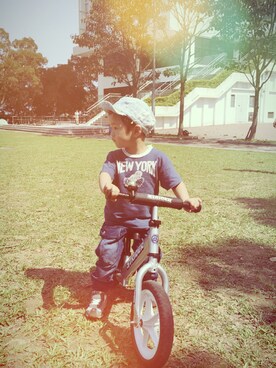 「BEADYGEM（ビーディージェム）のアイテム（帽子）」を使った、リオさん（キッズ・90cm）の秋コーディネート