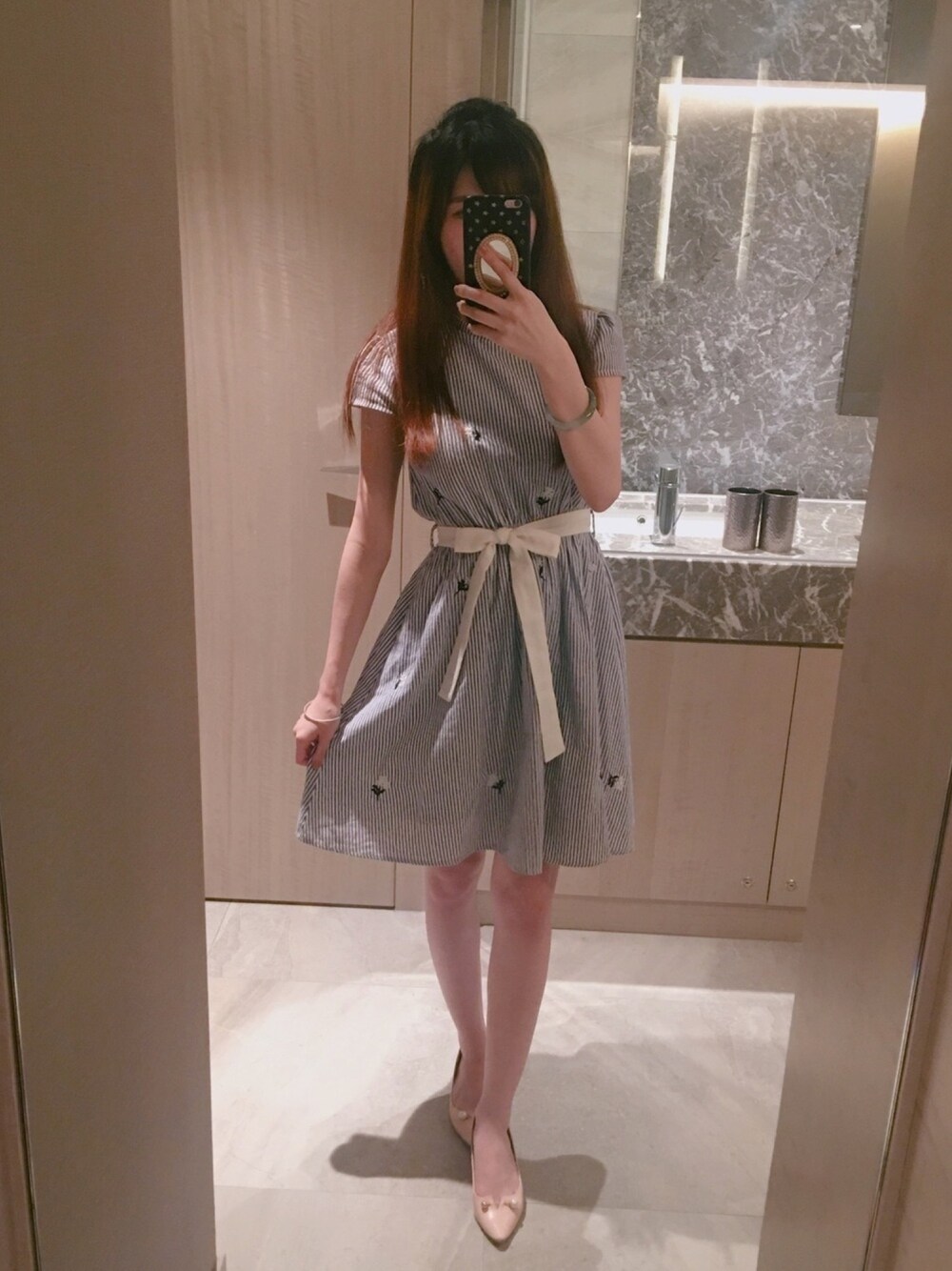 「DAPHNEのアイテム（パンプス、ピンク系）」を使った、Iris💕さん（レディース・158cm）の春コーディネートの1枚目の写真