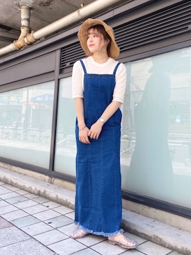 「麦わら帽子」｜「アイテム（ジャンパースカート）」を使った、a k k oさん（レディース・154cm）の春コーディネート