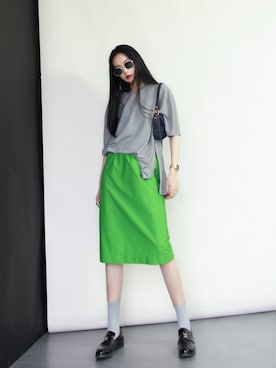 「基础款」｜「アイテム（ローファー）」を使った、奢侈的大侠さん（レディース・163cm）の夏コーディネート