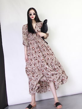 「通勤穿搭」｜「アイテム（サンダル）」を使った、奢侈的大侠さん（レディース・163cm）の夏コーディネート