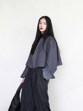 「日系极简」｜「アイテム（スーツジャケット）」を使った、奢侈的大侠さん（レディース・163cm）の秋コーディネート