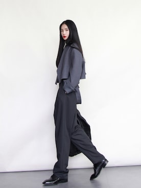 「通勤穿搭」｜「アイテム（スーツジャケット）」を使った、奢侈的大侠さん（レディース・163cm）の秋コーディネート