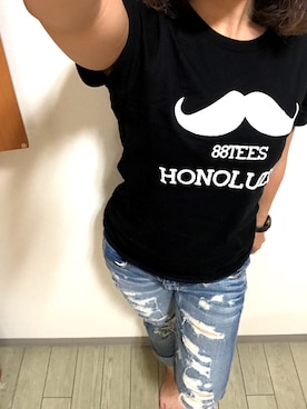 「88TEES（エイティーエイティーズ）のアイテム（Tシャツ/カットソー）」を使った、yuinaさん（レディース・151cm）の秋コーディネート