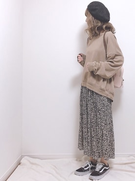 「H&M DIVIDED（エイチアンドエム　ディヴァイデッド）のアイテム（スウェット）」を使った、❁ a i  ❁さん（レディース・158cm）の春コーディネート