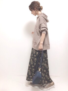 「SEVENDAYS=SUNDAY（セブンデイズサンデイ）のアイテム（パーカー）」を使った、❁ a i  ❁さん（レディース・158cm）の夏コーディネート