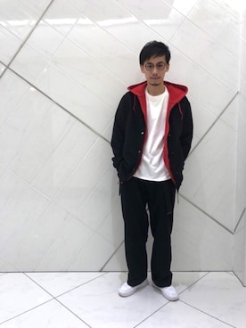 「URBAN RESEARCH（アーバンリサーチ）のコットンサテンワイドトラウザー（その他パンツ）」を使った、リョータさん（メンズ・175cm）の冬コーディネート