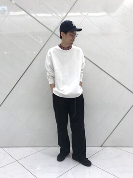 「URBAN RESEARCH（アーバンリサーチ）のコットンサテンワイドトラウザー（その他パンツ）」を使った、リョータさん（メンズ・175cm）の春コーディネート