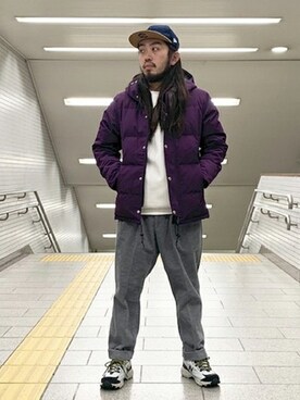 「アイテム（ダウンジャケット/コート、パープル系）」を使った、LASKA officialさん（メンズ・183cm）の秋コーディネート