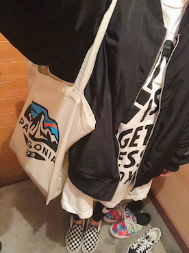「PUNYUS（プニュズ）のアイテム（MA-1）」を使った、emiiii☝︎さん（レディース・158cm）の春コーディネート
