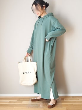 「YANUK（ヤヌーク）のYANUK 「SpillProof加工」 ストレート デニムパンツ ANNETTE (アネット) /57191018（デニムパンツ）」を使った、ｐａｎａさん（レディース・162cm）の冬コーディネート