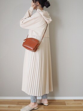 「MAYSON GREY（メイソングレイ）の【socolla】バックプリーツワンピース（ワンピース）」を使った、ｐａｎａさん（レディース・162cm）の春コーディネート