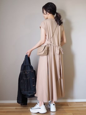 「JUNOAH」｜「アイテム（デニムジャケット）」を使った、ｐａｎａさん（レディース・162cm）の春コーディネート
