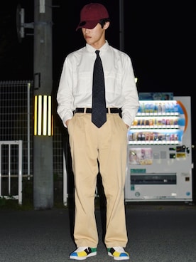 「OSHKOSH（オシュコシュ）のアイテム（チノパンツ）」を使った、IIさん（メンズ・173cm）の春コーディネート