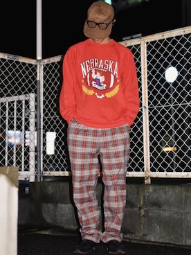 「レッドコーデ」｜「アイテム（帽子）」を使った、IIさん（メンズ・173cm）の秋コーディネート