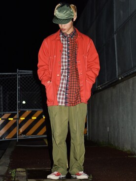 「アイテム（カバーオール、レッド系）」を使った、IIさん（メンズ・173cm）の冬コーディネート