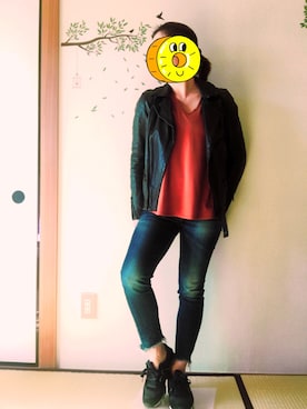 「Ungrid（アングリッド）のインディゴフレイドヘムストスリ（デニムパンツ）」を使った、こくあさん（レディース・155cm）の春コーディネート