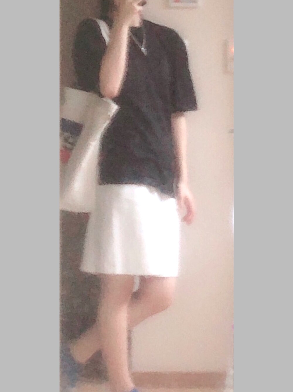 「シンプルコーデ、夏コーデ、おしゃれさんと繋がりたい、いいね、save、フォローお願いします🤑」｜「Honeysのアイテム（スカート、ホワイト系）」を使った、海羅_kmさん（レディース・164cm）の夏コーディネートの1枚目の写真