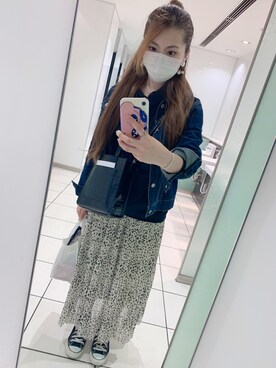 パーカーを使った ヘアアレンジ のレディース人気ファッションコーディネート 髪型 スーパーロングヘアー Wear