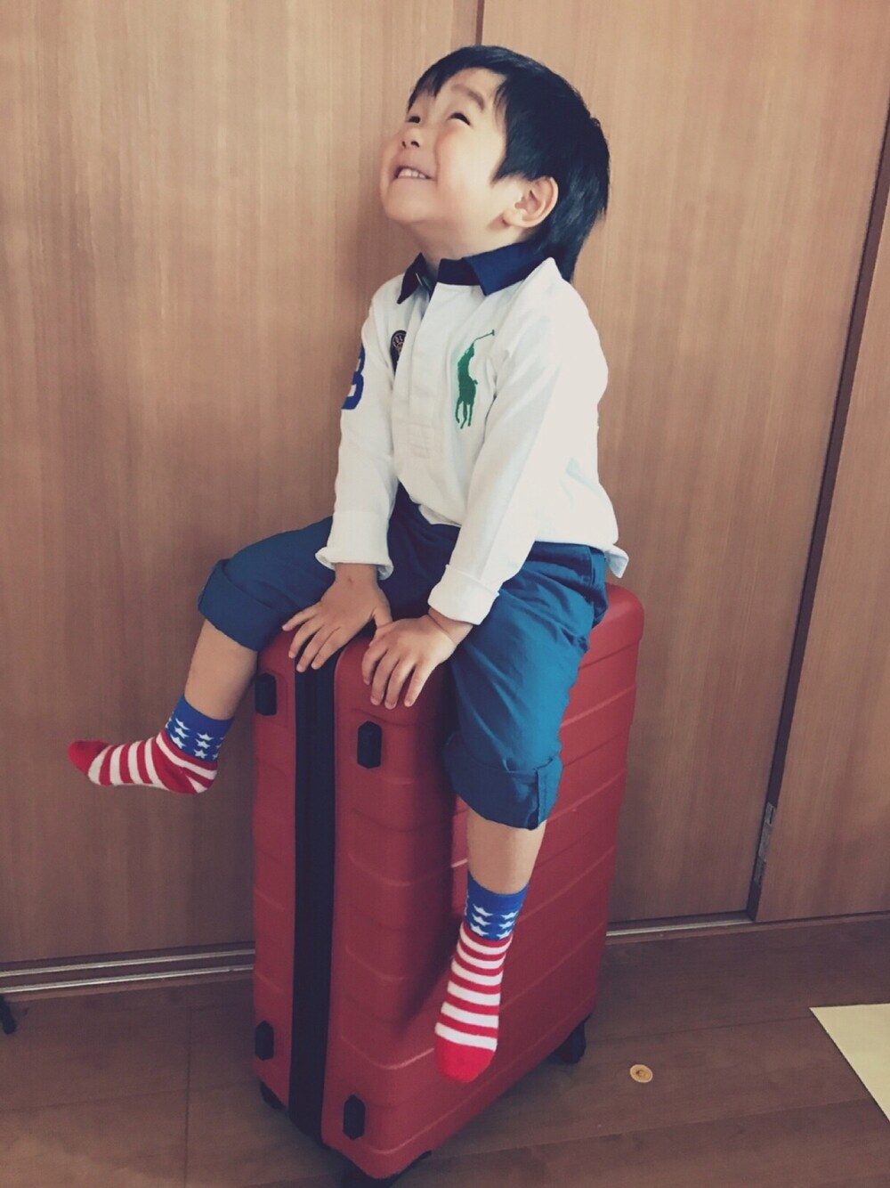 「ポロラルフローレン、GU、帰省、男の子」｜「POLO RALPH LAURENのアイテム（シャツ/ブラウス、ホワイト系）」を使った、けいさん（キッズ・100cm）の春コーディネートの1枚目の写真