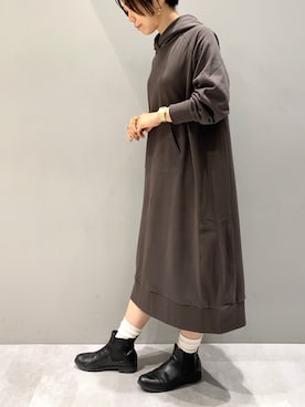 「パーカーワンピース」｜ふじやさん（レディース・161cm）の秋コーディネート