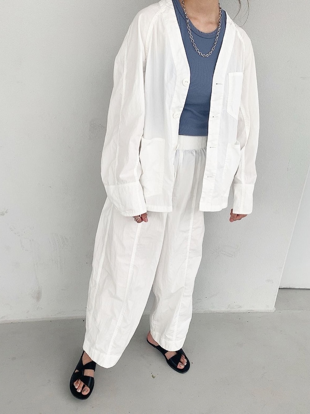 【美品】TODAYFUL トゥデイフル ケープ風 2wayノーカラージャケット 楽天市場】2wayカラー ショート丈 ステンカラーコートジャケット