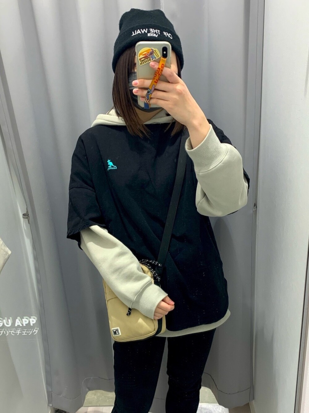 「春コーデ、レイヤードスタイル、ストリート、ビーニー、ニット帽、NIKE、スニーカー、iamwhatiam」｜「VANSの【VANS / バンズ】OFF THE WALL Beanie（ニットキャップ/ビーニー、ブラック系）」を使った、みくまるさん（レディース・162cm）の春コーディネートの1枚目の写真