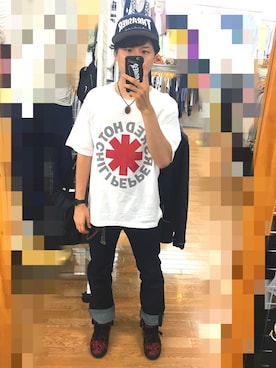 「ROLLING CRADLE（ローリングクレイドル）のアイテム（デニムパンツ）」を使った、アナーキー田中さん（メンズ・171cm）の春コーディネート