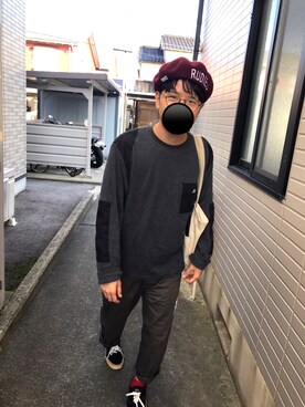 「ROLLING CRADLE（ローリングクレイドル）のアイテム（ニット/セーター）」を使った、アナーキー田中さん（メンズ・171cm）の秋コーディネート
