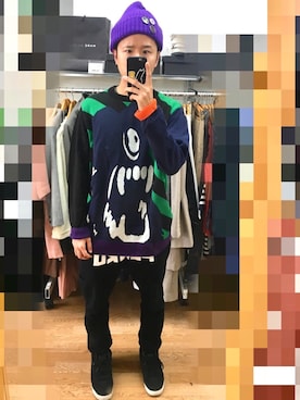 「ROLLING CRADLE（ローリングクレイドル）のアイテム（ニット/セーター）」を使った、アナーキー田中さん（メンズ・171cm）の秋コーディネート