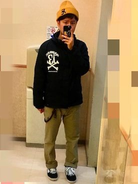 「ROLLING CRADLE（ローリングクレイドル）のアイテム（ニットキャップ/ビーニー）」を使った、アナーキー田中さん（メンズ・171cm）の秋コーディネート
