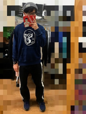 「ROLLING CRADLE（ローリングクレイドル）のアイテム（ニットキャップ/ビーニー）」を使った、アナーキー田中さん（メンズ・171cm）の秋コーディネート