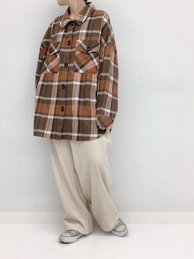 「ANAP（アナップ）のチェック柄厚手オーバーサイズシシャツ（シャツ/ブラウス、ブラウン系）」を使った、yokopiさん（レディース・150cm）の秋コーディネート