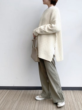 「AULI（アウリィ）のAULI サイドスリットアラン編プルオーバー（ニット/セーター、ホワイト系）」を使った、yokopiさん（レディース・150cm）の冬コーディネート