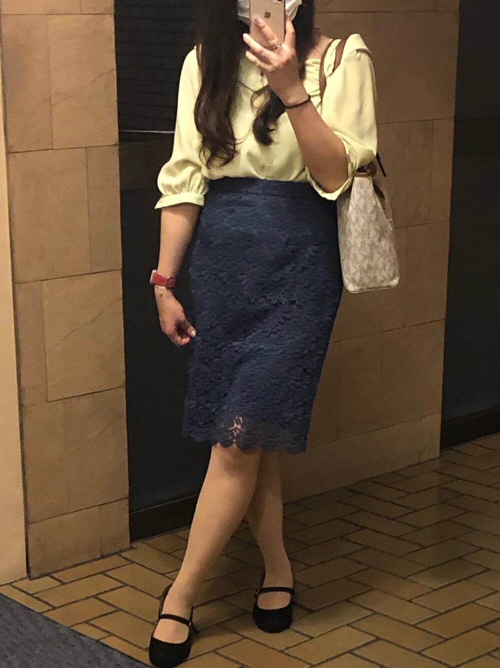 「オフィスカジュアル、INGNI、アラサー、プチプラ」｜「UNIQLOのレーススカート（スカート、ブルー系）」を使った、Reinaさん（レディース・158cm）の夏コーディネートの1枚目の写真