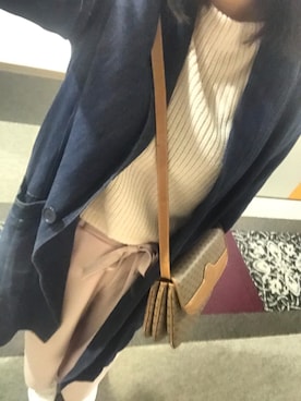 「無地党」｜「アイテム（デニムジャケット）」を使った、かあなさん（レディース・159cm）の春コーディネート