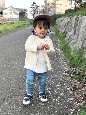 「1歳半」｜「アイテム（キャップ）」を使った、3o3oさん（キッズ・70cm）の春コーディネート