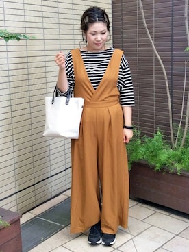 「LBC（エルビーシー）のアイテム（オールインワン・サロペット）」を使った、sayaさん（レディース・156cm）の秋コーディネート