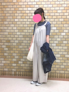 「アイテム（つなぎ/オールインワン、ベージュ系）」を使った、まきたさん（レディース・160cm）の春コーディネート
