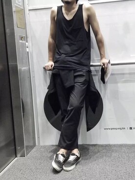 「pdのアイテム（チノパンツ、ブラック系）」を使った、lippppppさん（メンズ・180cm）の春コーディネート