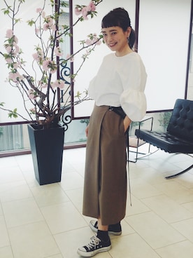 「ZARA（ザラ）のアイテム（シャツ/ブラウス、ホワイト系）」を使った、下島麻子さん（レディース・159cm）の春コーディネート