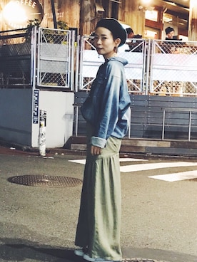 「CA4LA（カシラ）のアイテム（ハンチング/ベレー帽、ブラック系）」を使った、下島麻子さん（レディース・159cm）の秋コーディネート