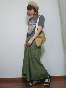 「グラフィックＴ」｜「アイテム（ハンチング/ベレー帽）」を使った、yuu ！さん（レディース・158cm）の春コーディネート