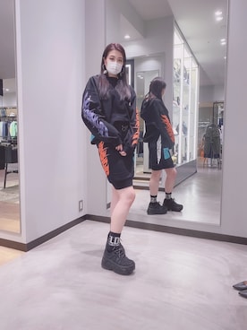 「DIESEL（ディーゼル）のアイテム（スカート）」を使った、SERIさん（レディース・168cm）の春コーディネート