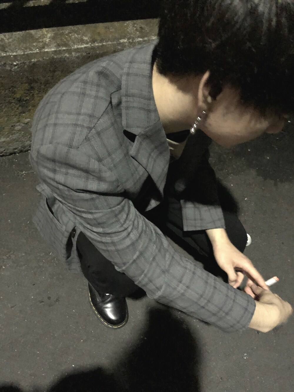 「チェック、keyc、Dr.Martens、GU」｜「GUのアイテム（テーラードジャケット、グレー系）」を使った、RoleKeyCさん（メンズ・175cm）の秋コーディネートの1枚目の写真