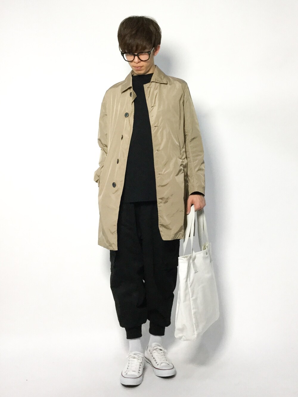 「カジュアル、大人カジュアル、ワイドパンツ、men、春コーデ、だぼだぼ、カジュアルコーデ、オトナカジュアル、menswear、ダボパン」｜「UNITED TOKYOの18Gミラノリブクルーネックプルオーバー（ニット/セーター、ブラック系）」を使った、hiroさん（メンズ・174cm）の冬コーディネートの1枚目の写真